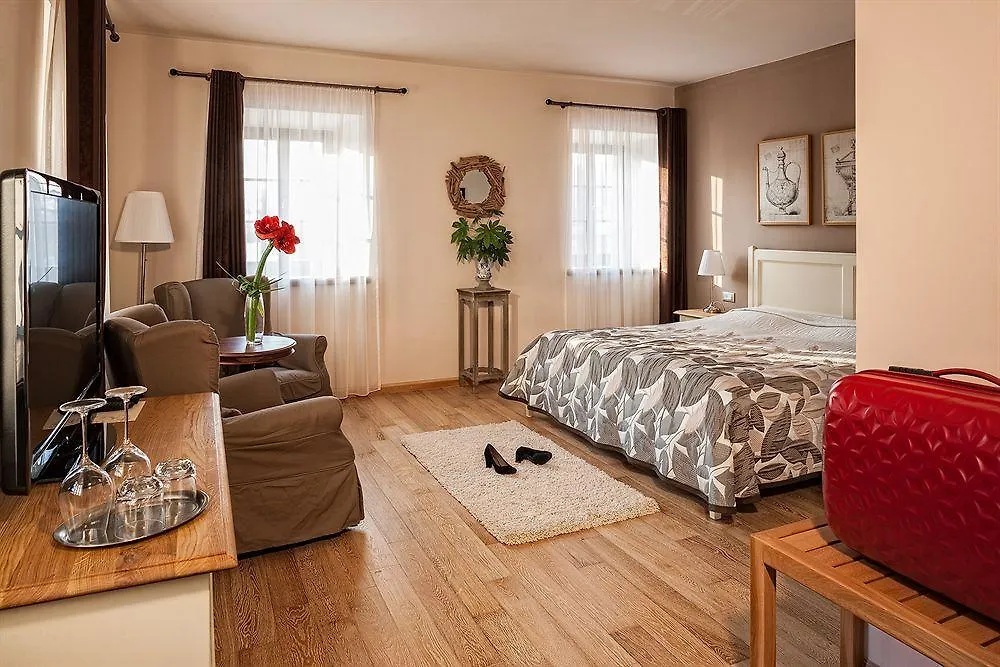 B&B Dvor Tacen Ljubljana Slovenia