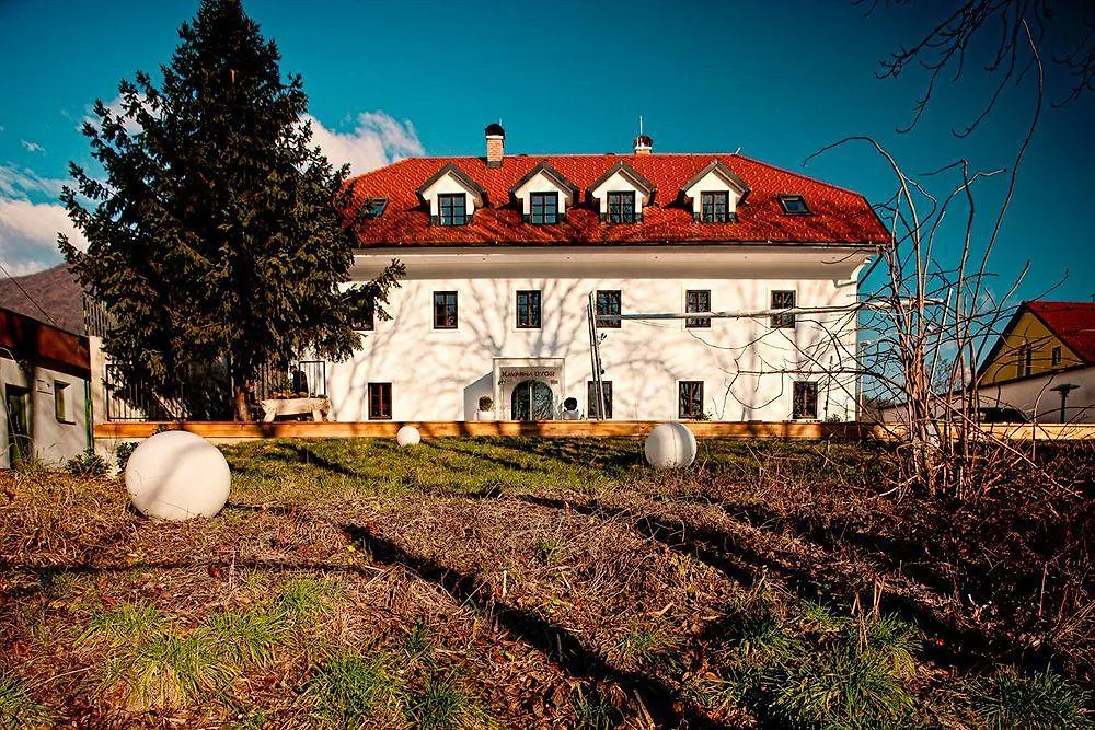 B&B Dvor Tacen Ljubljana